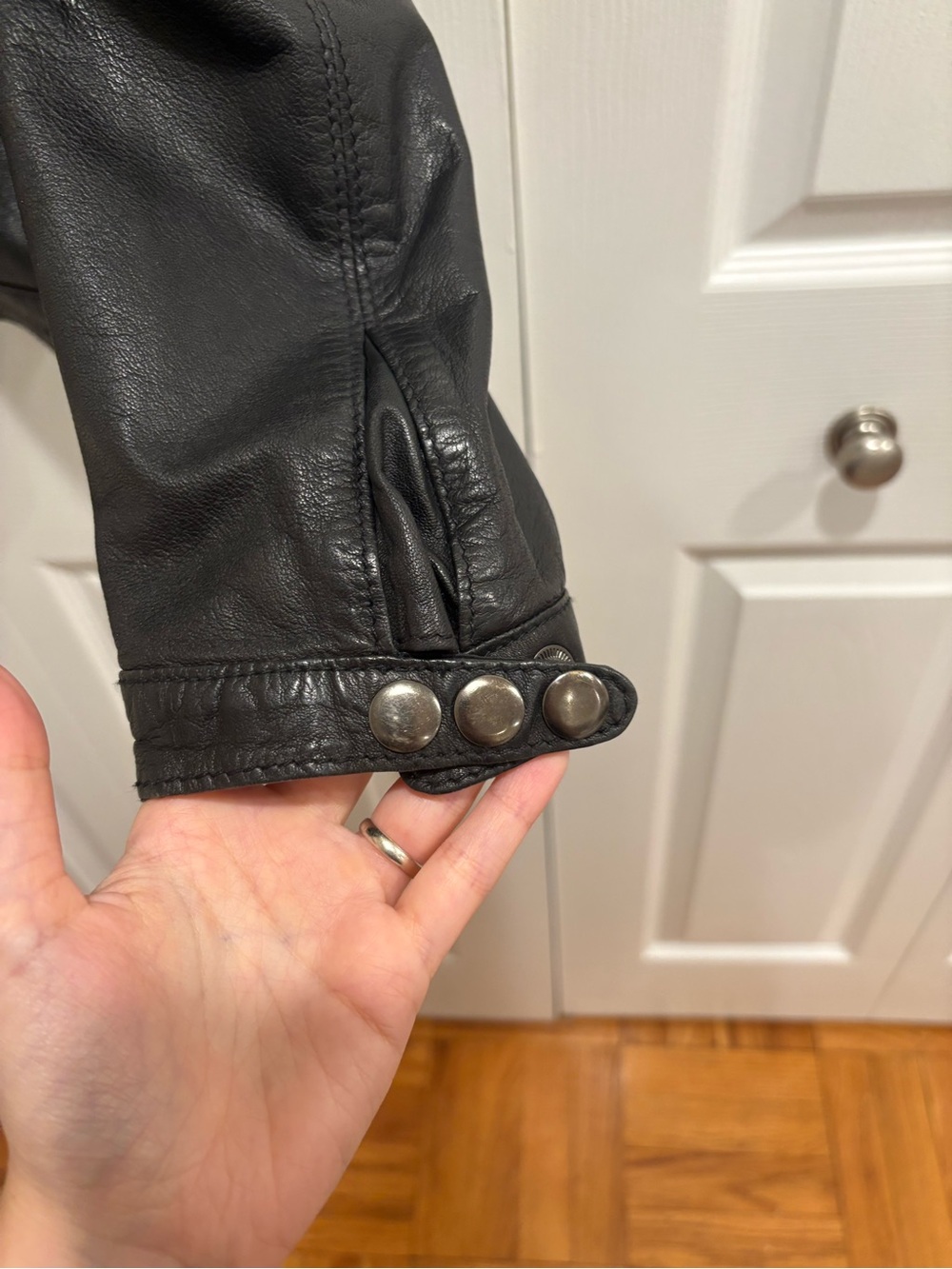 Leather Jacket - Picture 6 of 10